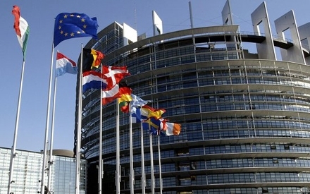 Європарламент схвалив відмову від російського газу до 2027 року