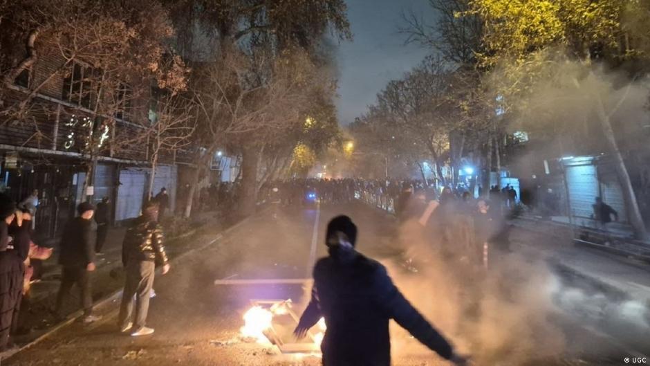 Іран: під час протестів загинуло понад 30 тисяч людей - ЗМІ