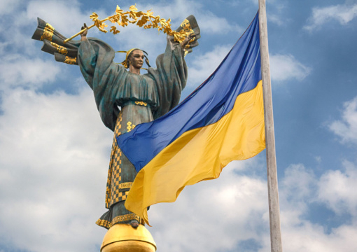 https://ipress.ua/news/paryzh_i_stokgolm_gotuyut_dopomogu_ukraini_u_povitri_389667.html