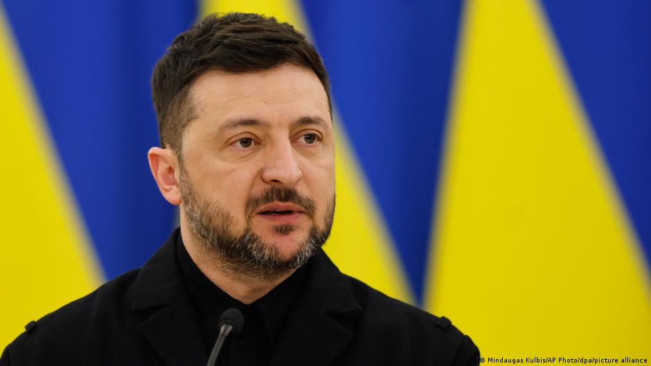Зеленський анонсував нові санкційні пакети проти РФ